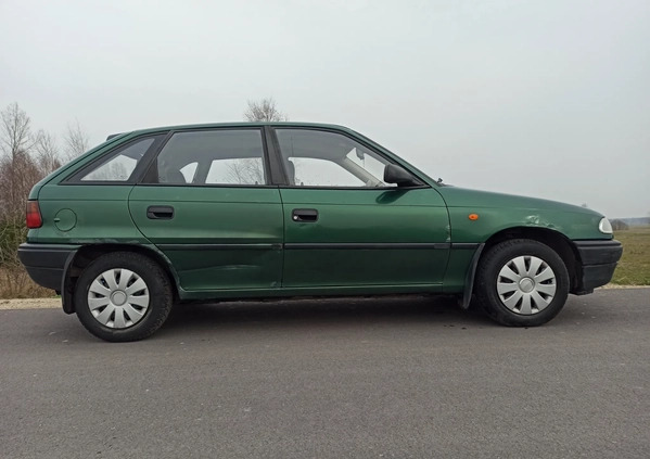 Opel Astra cena 1500 przebieg: 167000, rok produkcji 1999 z Warszawa małe 277